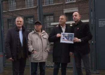 Rezolutë nga deputetët zviceran – Çka ndodhi jashtë objektit ku po gjykohen ish krerët e UÇK- së