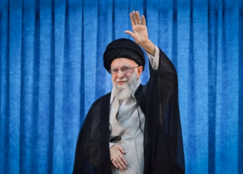 Mediat iraniane raportojnë se Khamenei është gjallë dhe mirë