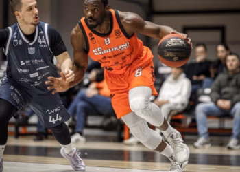 Bashkimi fiton gjysmëfinalen e parë, përmbys epërsinë prej 11 pikëve të Prishtinës