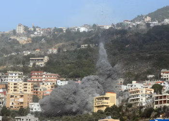 Sulmi izraelit në Libanin jugor vret tre persona, përfshirë një fëmijë