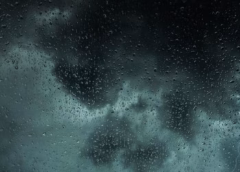 E shtuna me vranësira dhe reshje shiu