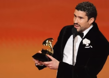 Bad Bunny hyn në historinë e Grammy, fiton “Albumin e Vitit” në gjuhën spanjolle