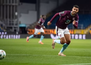 Broja me probleme fizike para duelit me Poloninë