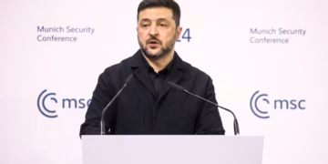 Zelensky kërkon garanci të forta sigurie, e quan Putinin “skllav të luftës”