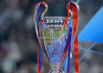 Duele të forta në fazën “play-off” të Championsit