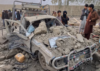 Pakistani ndërmerr sulme përgjatë kufirit me Afganistanin, 18 të vrarë sipas raportimeve