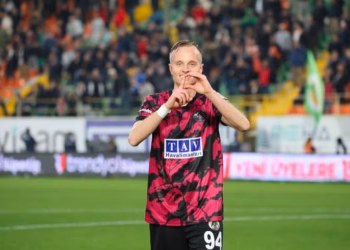 Hadërgjonaj në ekipin e javës në Turqi