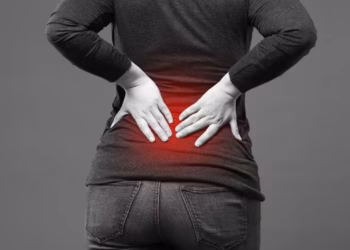 A mund të shkaktojë infeksioni urinar dhimbje në pjesën e poshtme të shpinës, kur duhet të shqetësohemi?