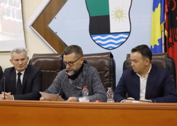 LDK del nga koalicioni me LVV-në, thotë se Peci nuk respektoi marrëveshjen për bashkëqeverisje