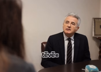 Arrestimi i ish-pjesëtarit të UÇK-së në Serbi, Koci: Iu gjet kartela e veteranit