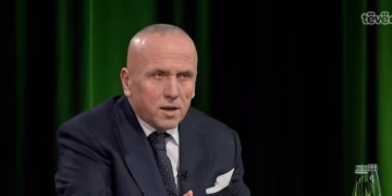 Kulla: Politikanët shqiptarë të mësojnë nga ekonomia, jo të bëjnë fotografi në SHBA