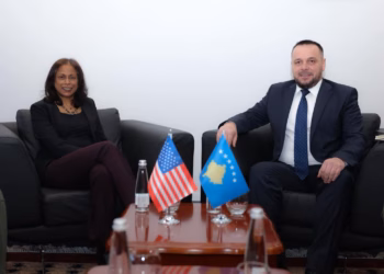 Maqedonci priti në takim Annu Prattipatin, riafirmohet mbështetja e SHBA-së për Kosovën