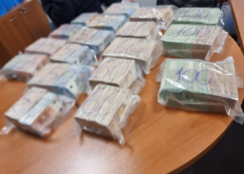 Zbulohen rreth 1 milion euro të padeklaruara në pikë-kalimin kufitar Merdare