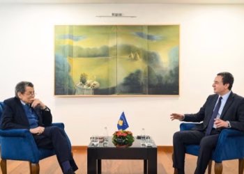 Kurti takohet me juristin ndërkombëtar Geoffrey Nice, flasin edhe për Specialen