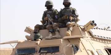 Pakistani: 12 ushtarë të vrarë në përleshjet kufitare me Afganistanin