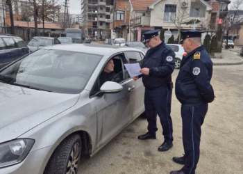 Policia në Mitrovicë me fushatë sensibilizuese “Mos lejo që shpejtësia të të udhëheq”