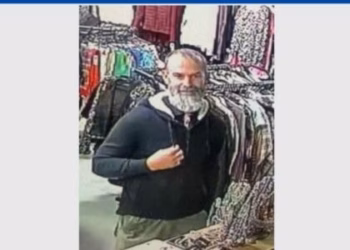 Policia kërkon ndihmën e qytetarëve për identifikimin e një personi, dyshohet për vjedhje