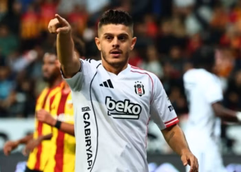 Trabzonspori insiston për Milot Rashicën