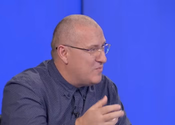 Smajljaj: Vendimi i KQZ-së për Listën Serbe, patriotizëm kozmetik i lodhur, jo substancial