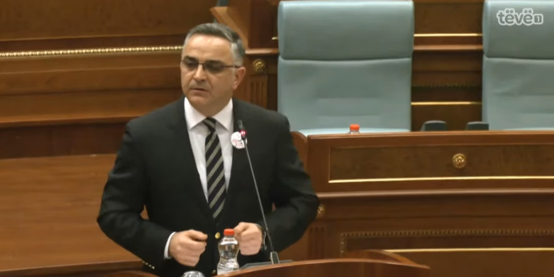 Tahiri kritikon Kurtin për numrin e madh të ministrive: I përmasave të një shteti si Kina