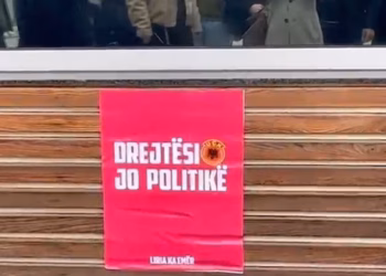 Studentët në përvjetorin e UP-së protestojnë, porosi Hagës: Drejtësi, jo politikë