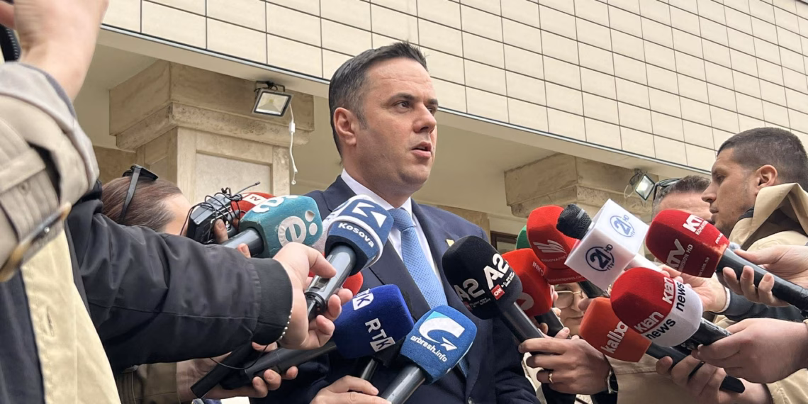 Abdixhiku pas takimit me Kurtin: Vështirë të arrihet konsensus, s’ka ende kandidat konkret për president