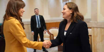 Haxhiu takon ambasadoren e Finlandës, flasin për bashkëpunimin e qëndrueshëm mes dy vendeve