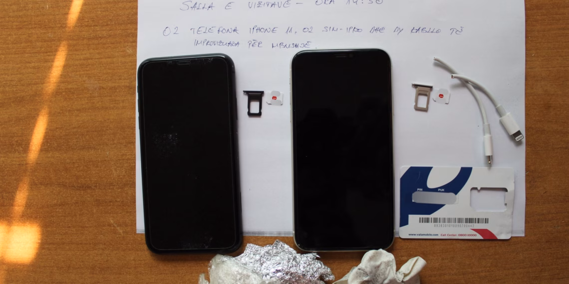 Kontrabanda e dy telefonave ndalohet në Qendrën Korrektuese të Dubravës