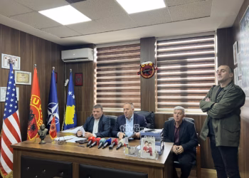 Veteranët e UÇK-së paralajmërojnë protestë nesër lidhur me ekspozitën e masakrave në Kosovë