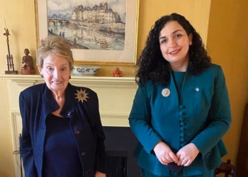 Osmani kujton ish-sekretaren Albright në 4-vjetorin e vdekjes: Na ndihmoi ta shkruajmë historinë