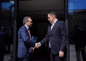 Takimi Abdixhiku–Giaufret: LDK kërkon marrëveshje politike për zgjedhjen e Presidentit dhe thellim të bashkëpunimit me BE-në