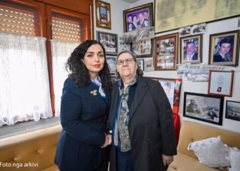 Osmani: Historia e Nënës Ferdonije simbol i dhimbjes dhe qëndresës, kërkimi për drejtësi vazhdon