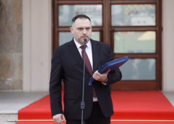 Ministri shqiptar i Mbrojtjes: Siguria e Kosovës garantohet nga NATO