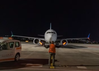 Situata në Lindjen e Mesme, 11 kosovarë të evakuuar nga Dubai arrijnë në Aeroportin e Shkupit