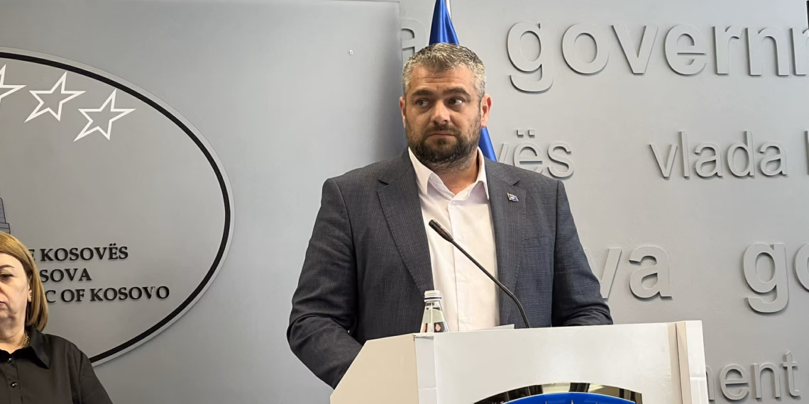 Rasti i 5-vjeçarit në Lipjan, Hoti: Rastet e keqtrajtimit janë përgjegjësi e komunave, ministria vetëm harton politika