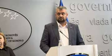 Rasti i 5-vjeçarit në Lipjan, Hoti: Rastet e keqtrajtimit janë përgjegjësi e komunave, ministria vetëm harton politika