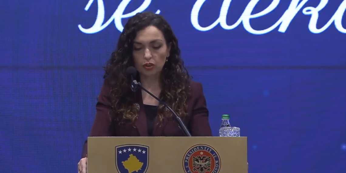 Presidentja ndan mbi 200 dekorata – nesër nderohet edhe Kombëtarja e futbollit