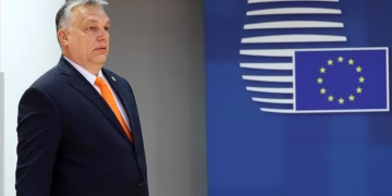 Liderët e BE-së kritikojnë kryeministrin hungarez për bllokimin e kredisë prej 103 miliardë dollarësh për Ukrainën