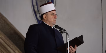 Namazi i Fitër Bajramit, myftiu Naim Tërnava thirrje për tolerancë politike e kompromise
