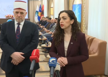 Osmani uron Fitër Bajrami, viziton Myftiun Naim Tërnava