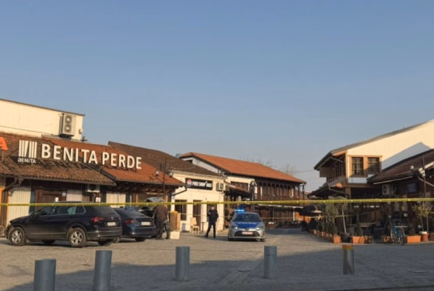 Prokuroria jep detaje për vrasjen në Gjakovë, i dyshuari ende në arrati