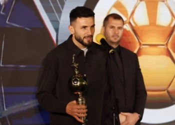 Dellova krenar me çmimin e fituar në Bullgari