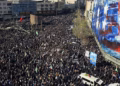 Zi kombëtare dhe protesta shpërthejnë në Iran pas vrasjes së Khameneit në sulmet SHBA-Izrael
