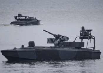 Anije cisternë e operuar nga Turqia goditet në Detin e Zi nga një dron pa pilot