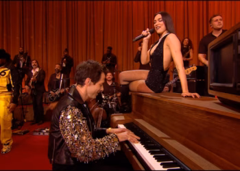 Dua Lipa befason publikun në Brit Awards