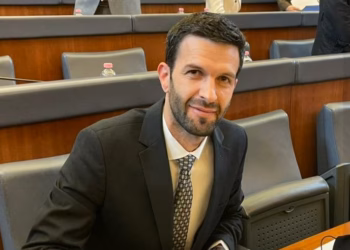 Rrahmani: Kurti po synon eleminimin politik të Vjosa Osmanit – ose zgjedhje, ose rrëshqasim në diktaturë