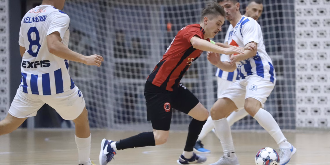 Prishtina 01 triumfon ndaj Drenicës, siguron gjysmëfinalen në Kupën e Kosovës në futsal