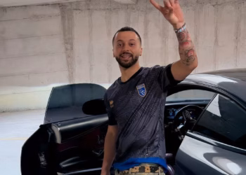 Gjesti në përkrahje të Kombëtares së Kosovës në ndeshjen historike