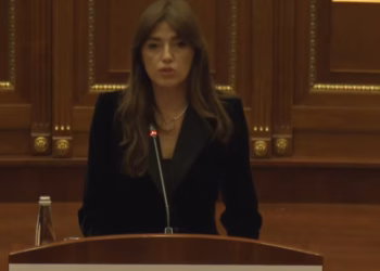 Haxhiu: Qëndresa e familjes Adem Jashari në Prekaz ndryshoi historinë e Kosovës