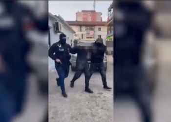 Policia e Shqipërisë e arreston në Fushë-Krujë 36 vjeçarin e dënuar nga Kosova, pritet ekstradimi i tij
